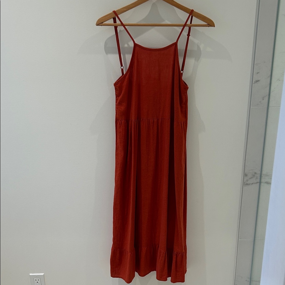 100% Linen Terracotta Midi Dress by UOs Urban Renewal - Picture 5 of 15